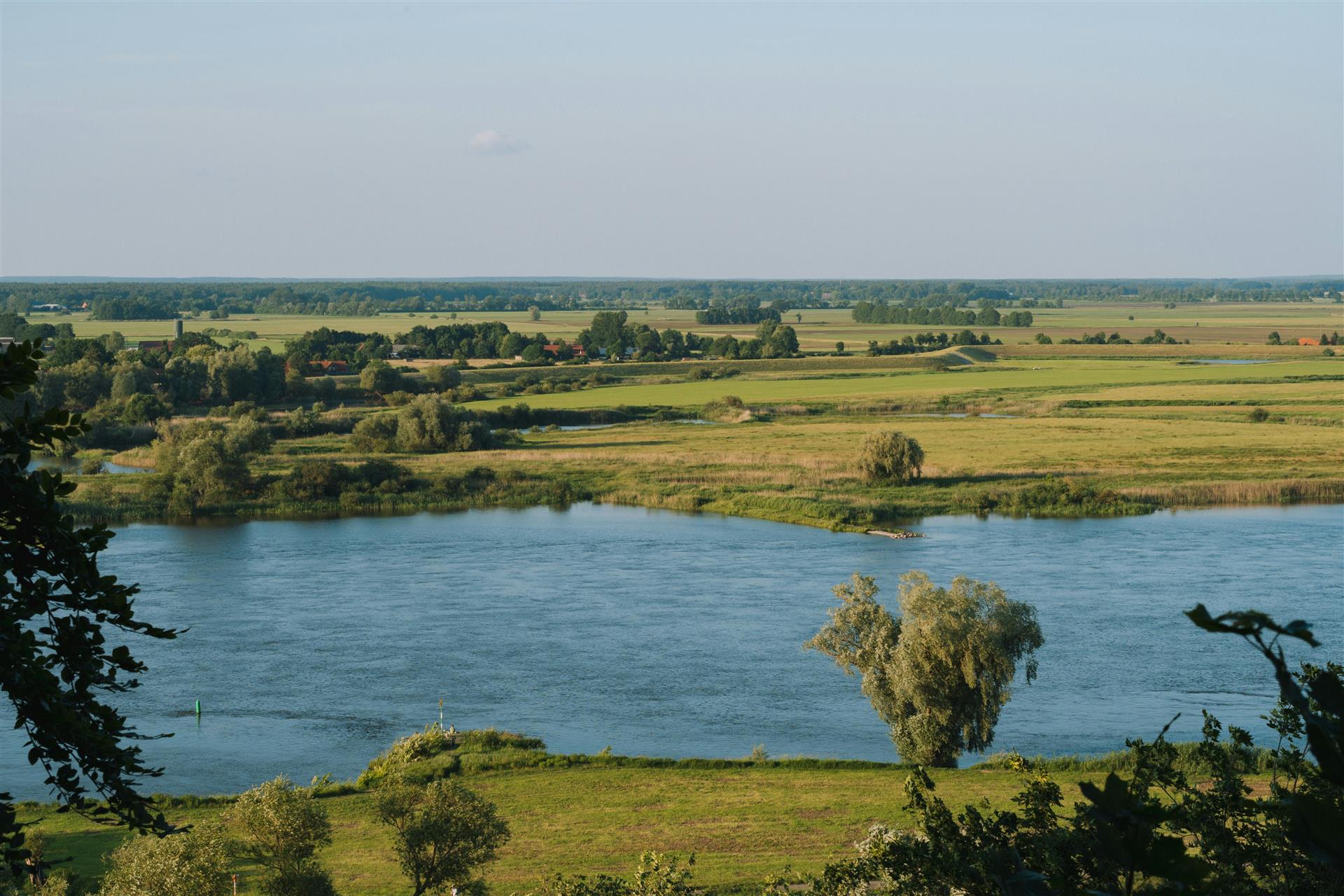 Unieke locatie aan de Waal 39