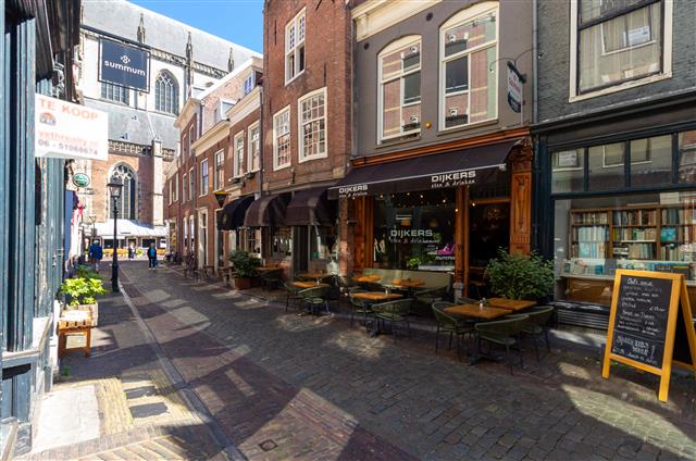 Warmoesstraat 5 